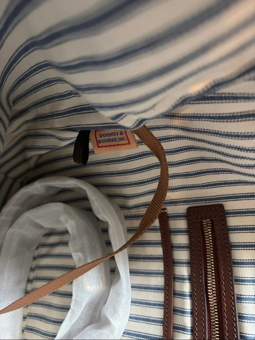 DOONEY & BOURKE Large Chestnut Hobo Bag
